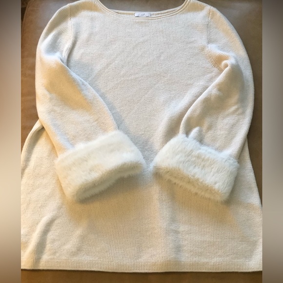 J.Jill Cream Sweater With Fur Like Knit Cuffs, Tunic Length. Woman’s Size Medium - Picture 10 of 14
